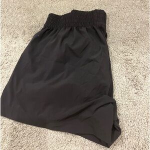 Vouri Villa short black